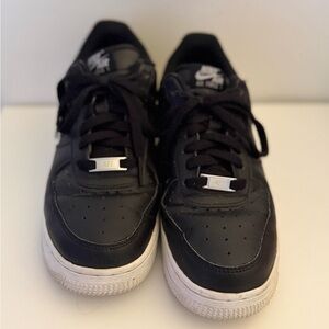 Nike Black and White Women's Sneakers